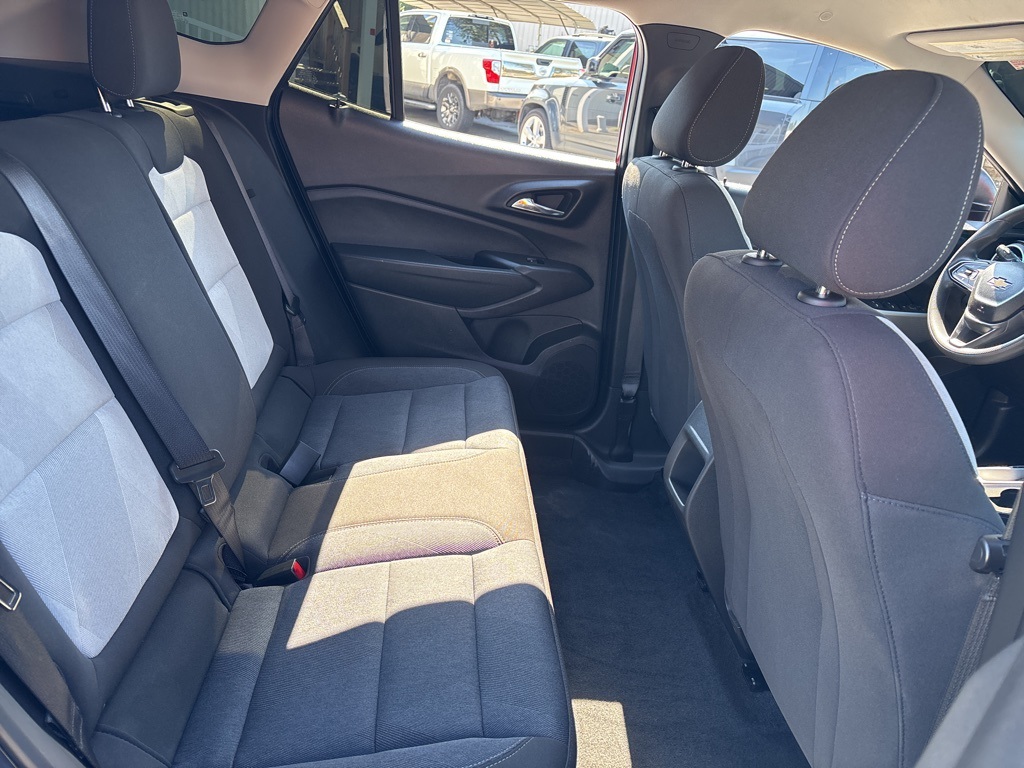 2024 Chevrolet Trax LS photo 2