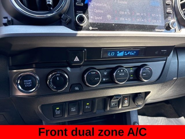 2022 Toyota Tacoma TRD Off-Road photo 14