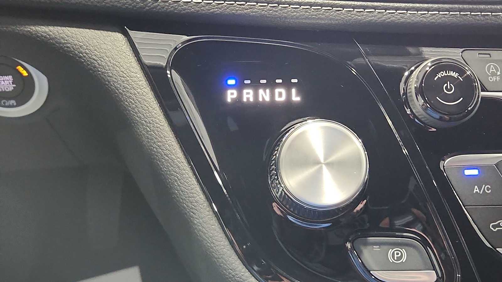 2026 Chrysler Pacifica photo 19