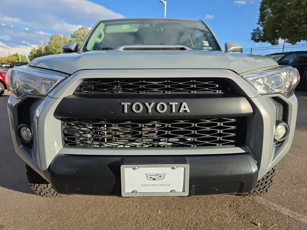 2017 Toyota 4Runner TRD Pro photo 9