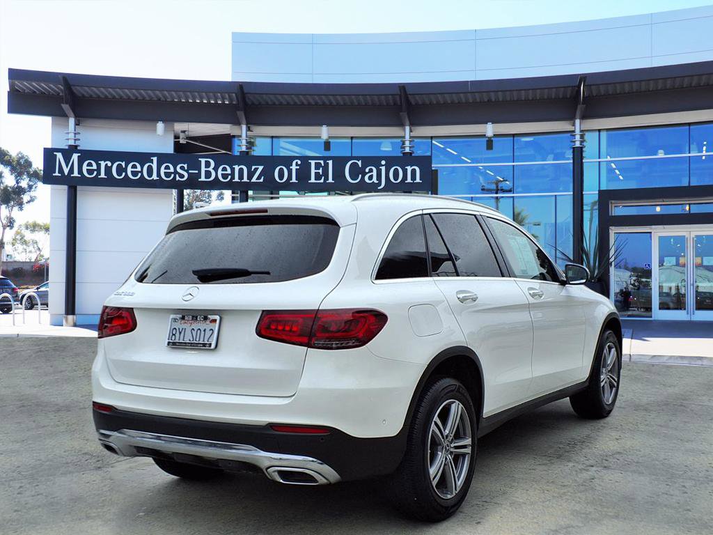 2021 Mercedes Benz GLC 300 photo 3