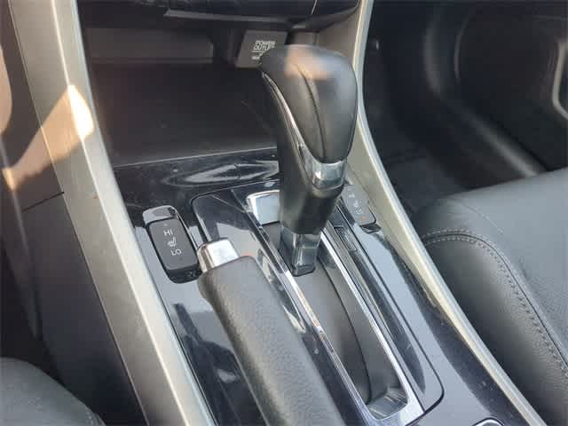 2016 Honda Accord EX-L photo 23