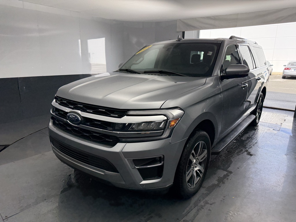2024 Ford Expedition MAX Limited photo 2