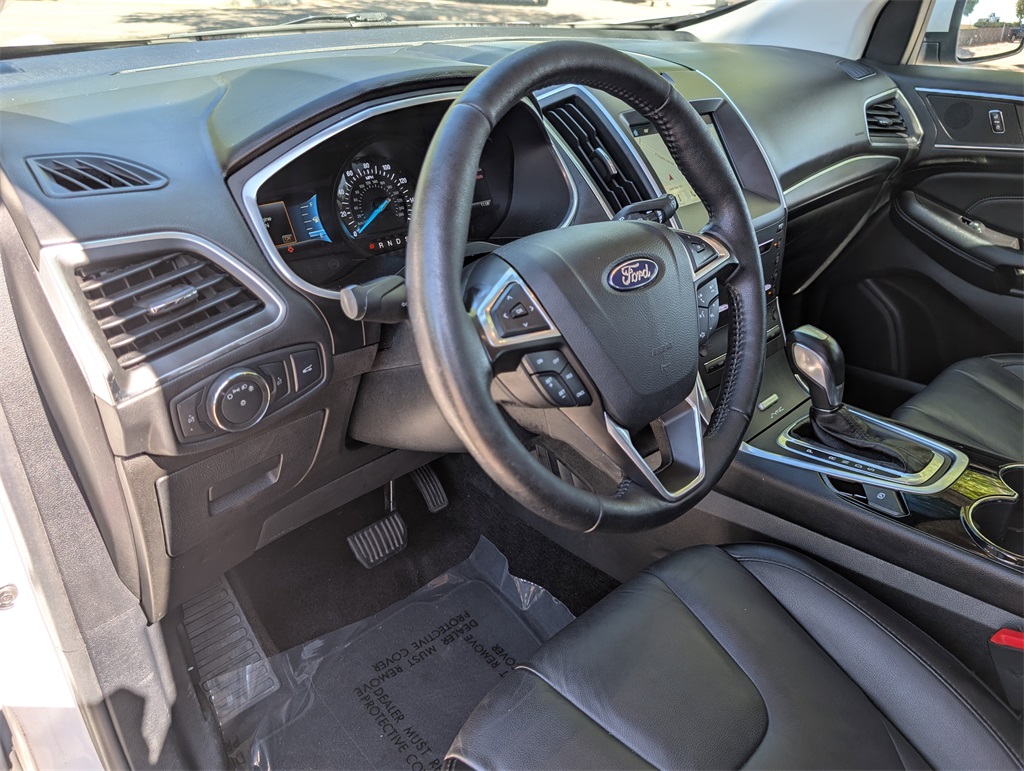 2016 Ford Edge Titanium photo 8