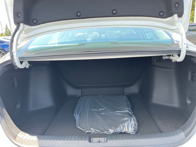 2025 Honda Accord LX photo 32