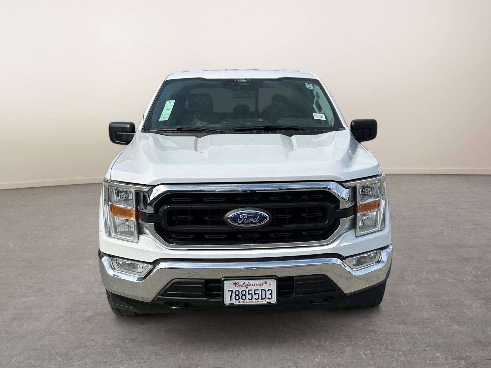 Used 2021 Oxford White Ford XLT image 2