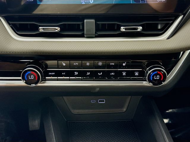 2026 Chevrolet Equinox LT photo 14