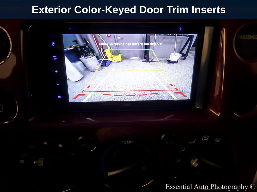 2011 TOYOTA FJ CRUISER - Image 16