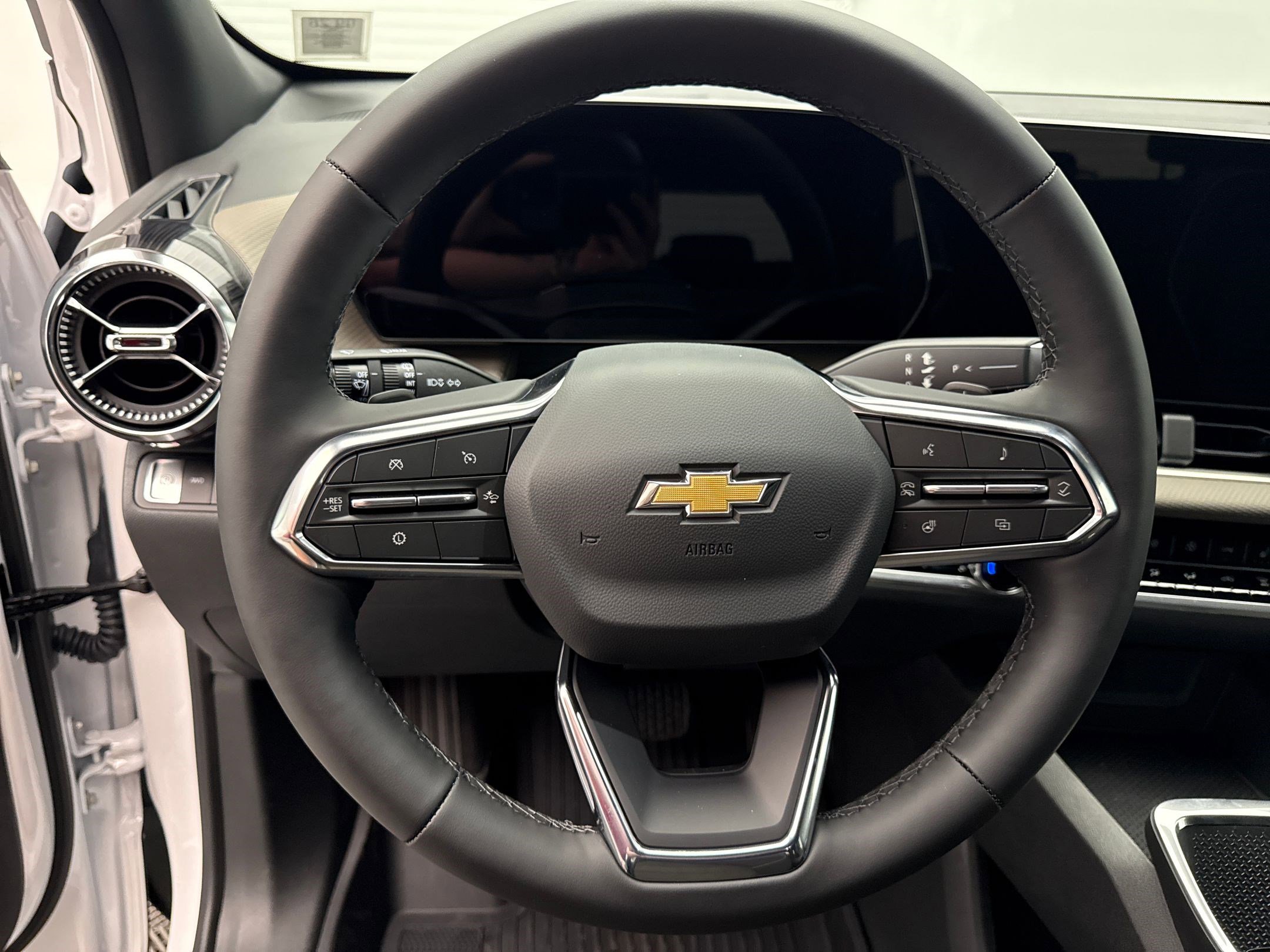 2026 Chevrolet Equinox LT photo 15