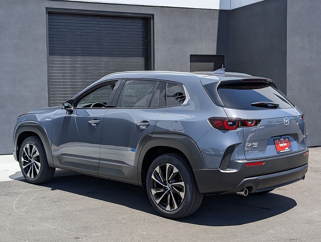 2025 Mazda CX-50 Premium Plus photo 6