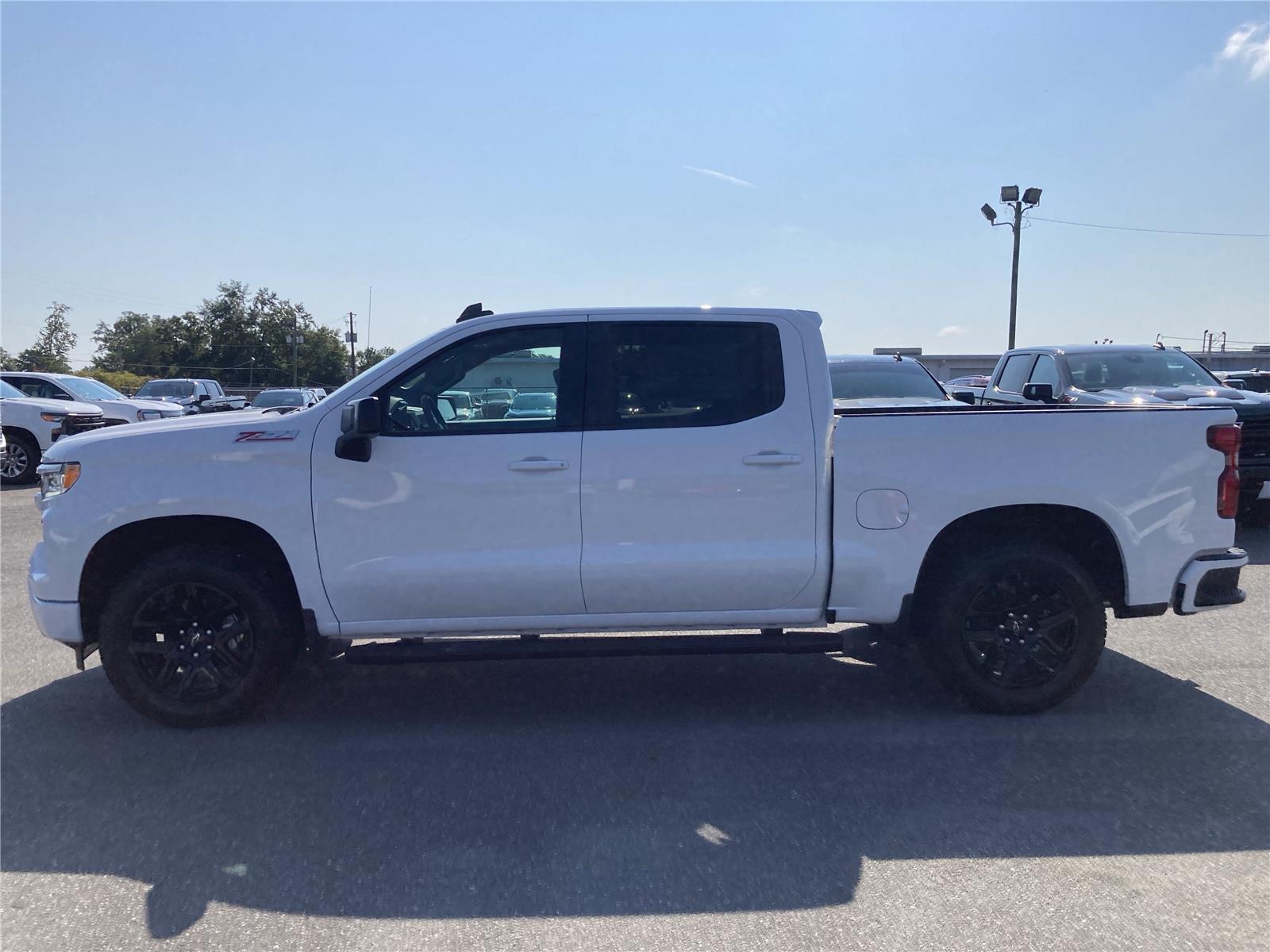 2026 Chevrolet Silverado 1500 RST photo 7