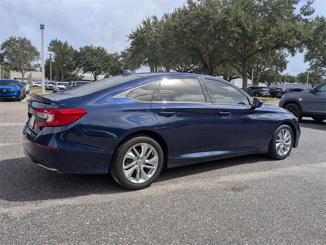 2019 Honda Accord LX photo 4