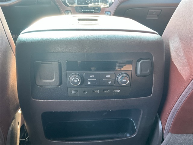 2019 Chevrolet Tahoe Premier photo 27