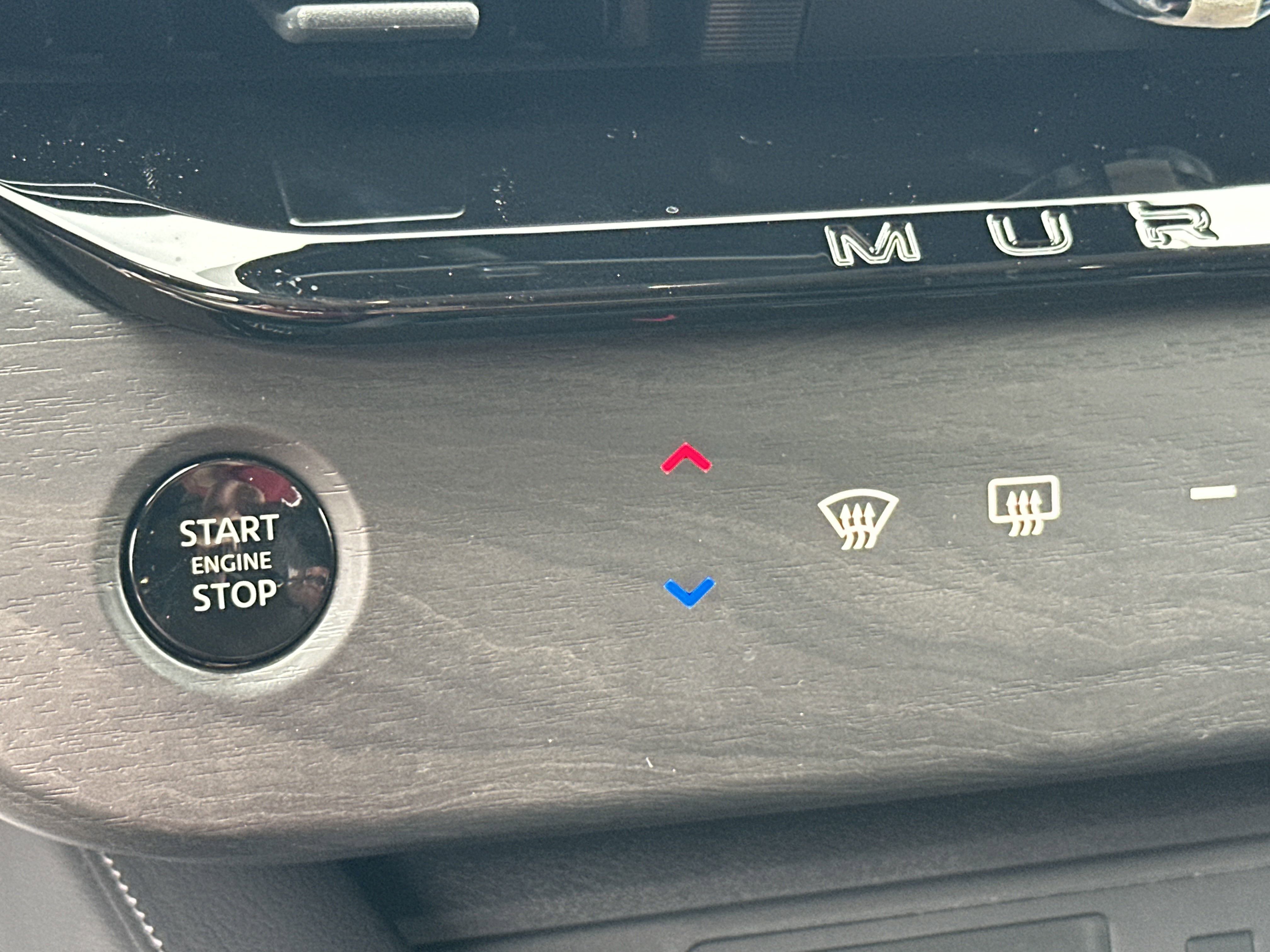 2025 Nissan Murano SV photo 18