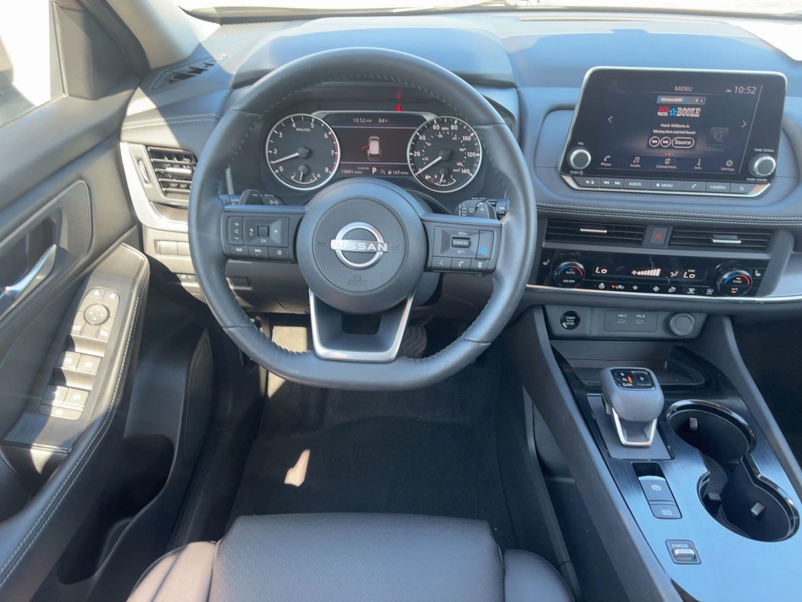 2024 Nissan Rogue SV photo 24