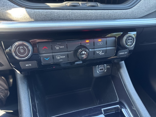 2023 Jeep Compass Sport photo 17