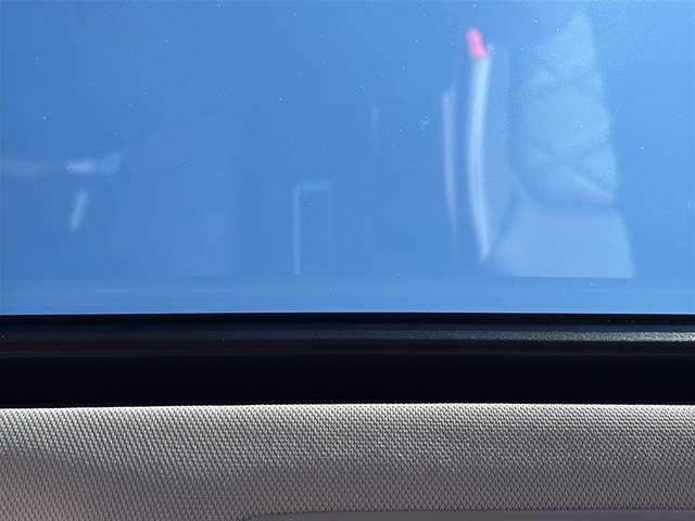 2025 Volkswagen Atlas Peak Edition SE photo 25