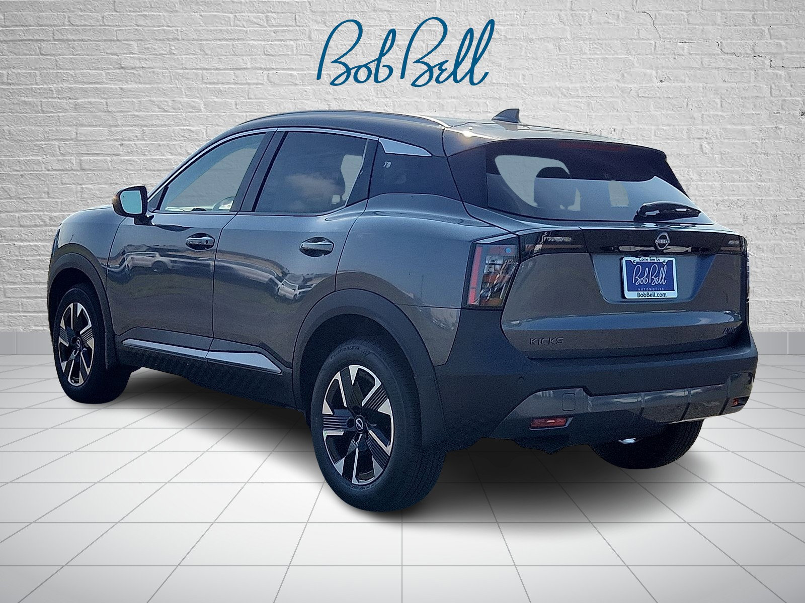 2025 Nissan Kicks SV photo 2