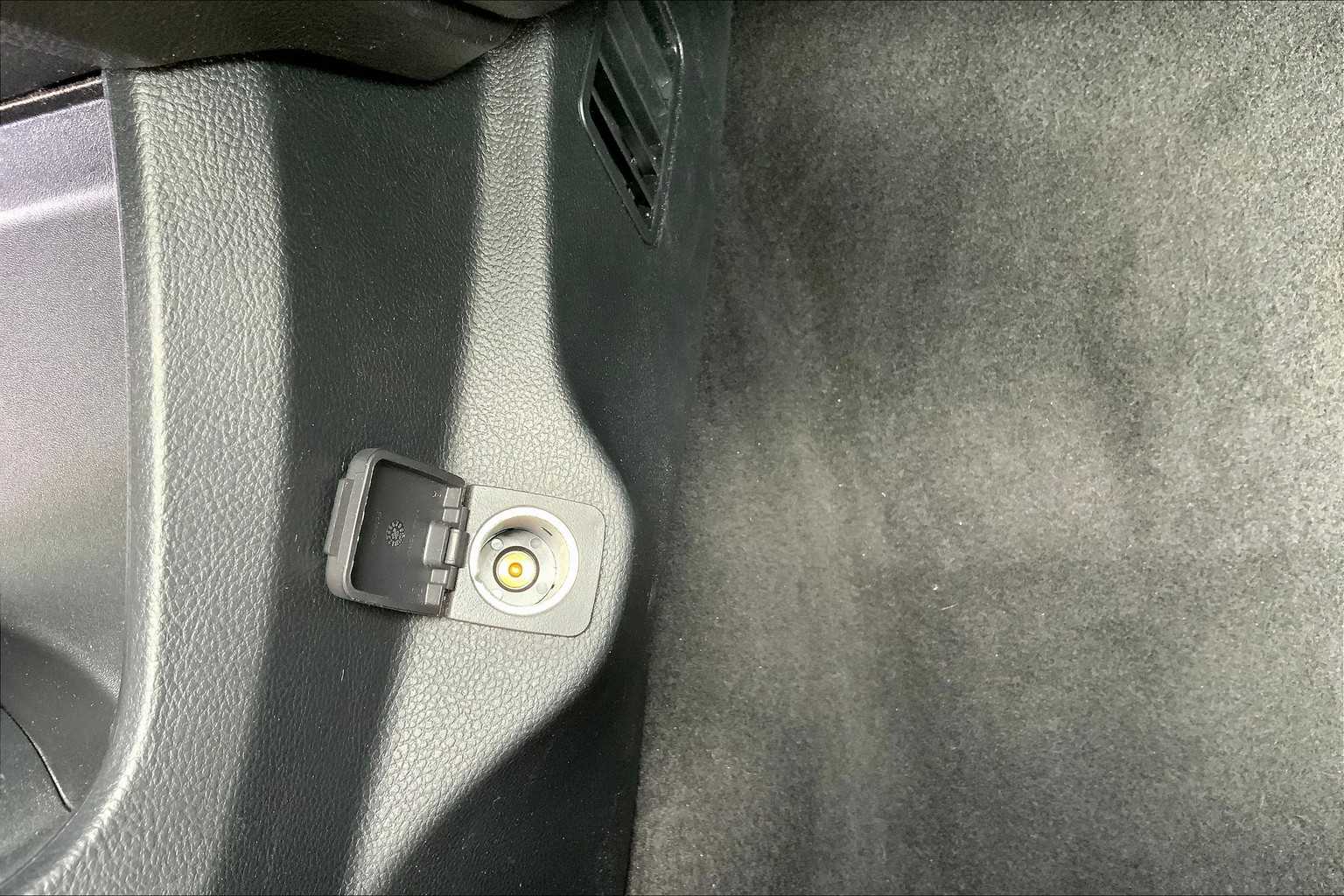 2023 Ford Edge SEL photo 31