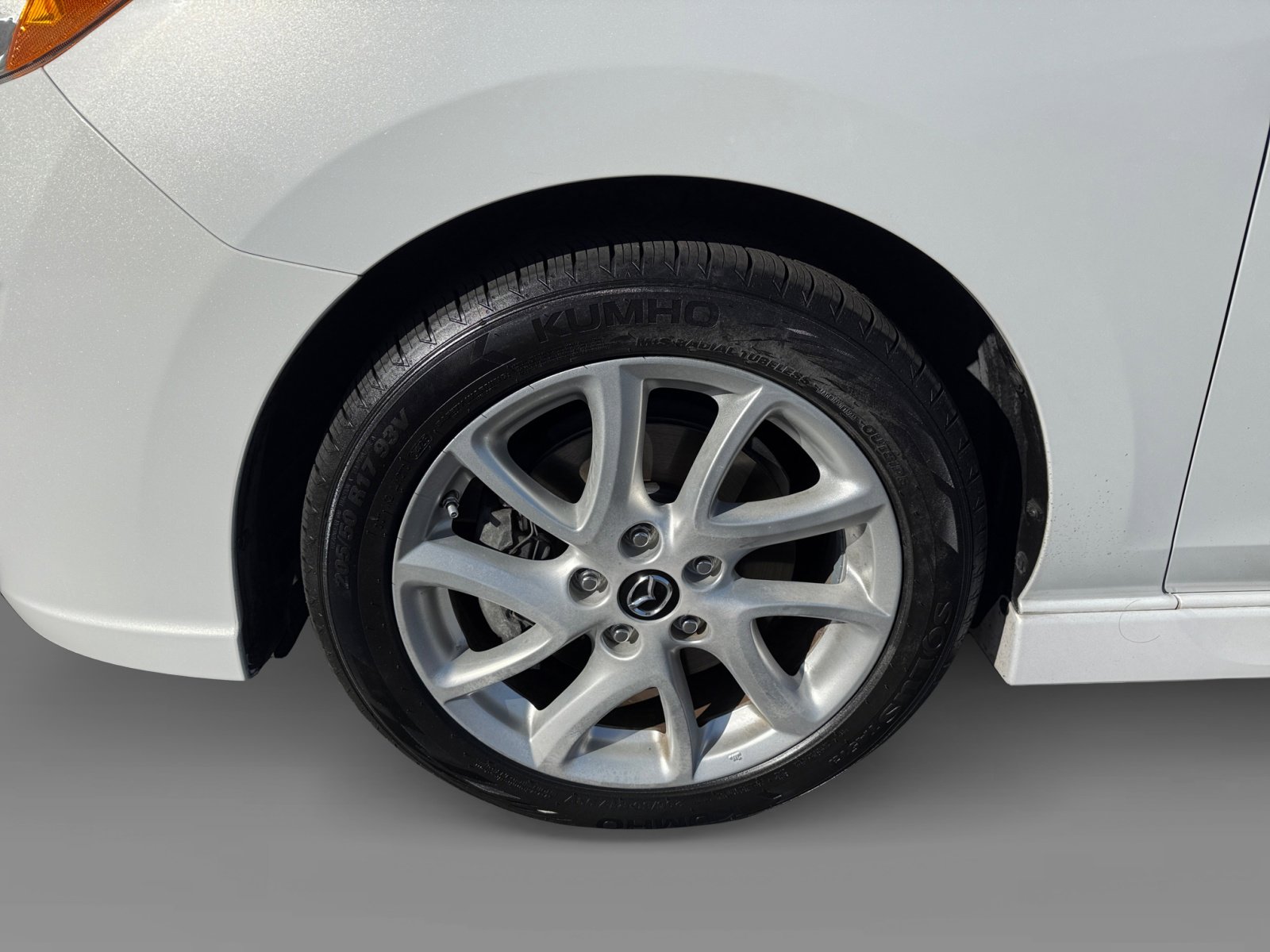 2015 Mazda Mazda5 Touring photo 9