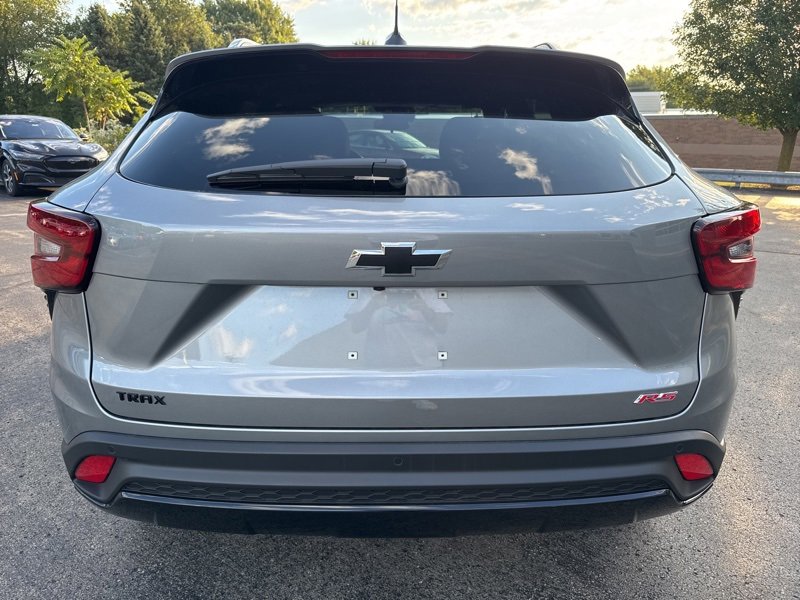 2025 Chevrolet Trax photo 4