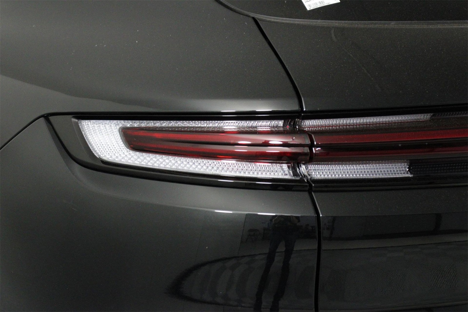 2025 Porsche Cayenne photo 19