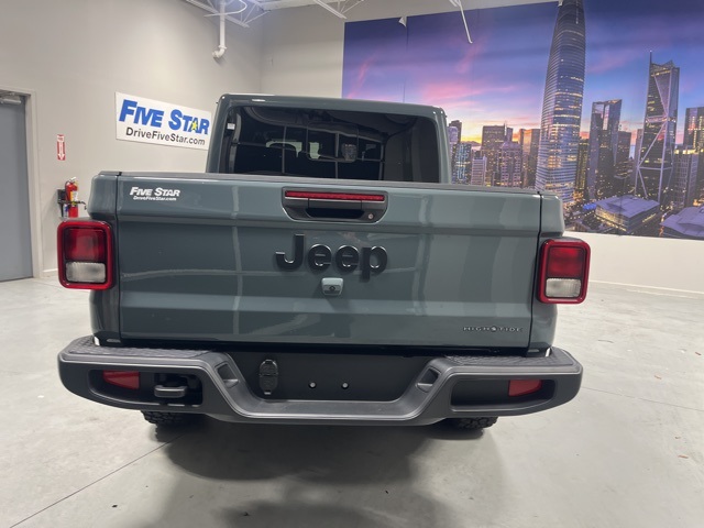 2025 Jeep Gladiator Sport photo 19