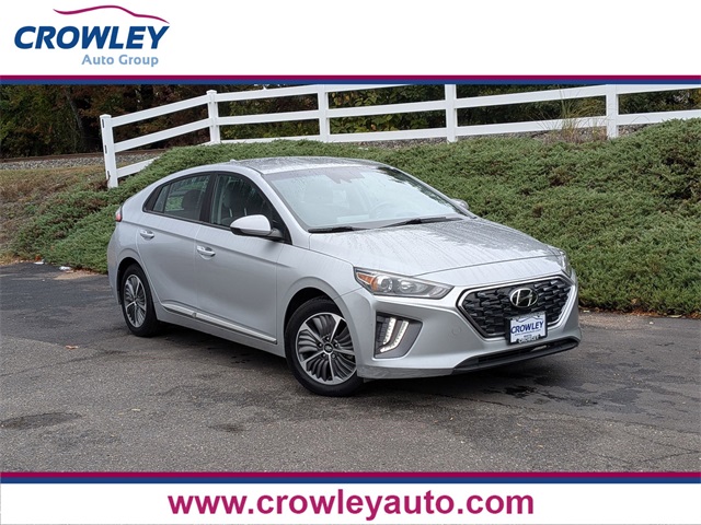 2021 Hyundai IONIQ SE's photo