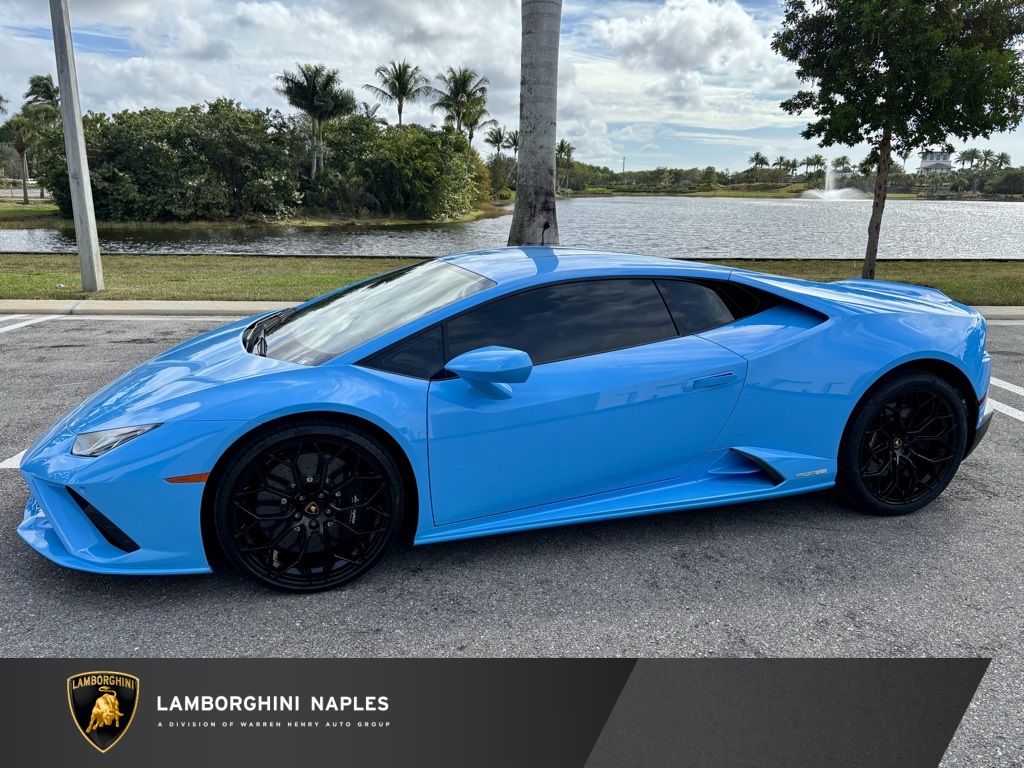 2023 Lamborghini Huracan EVO's photo