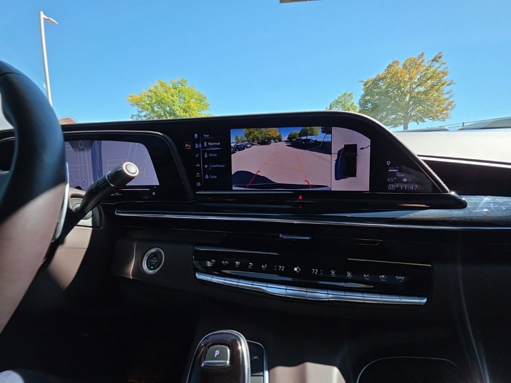 2024 Cadillac Escalade V-Series photo 36