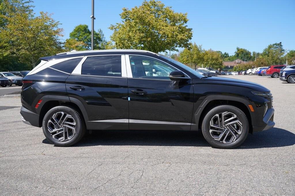 2025 Hyundai Tucson Hybrid Limited photo 8