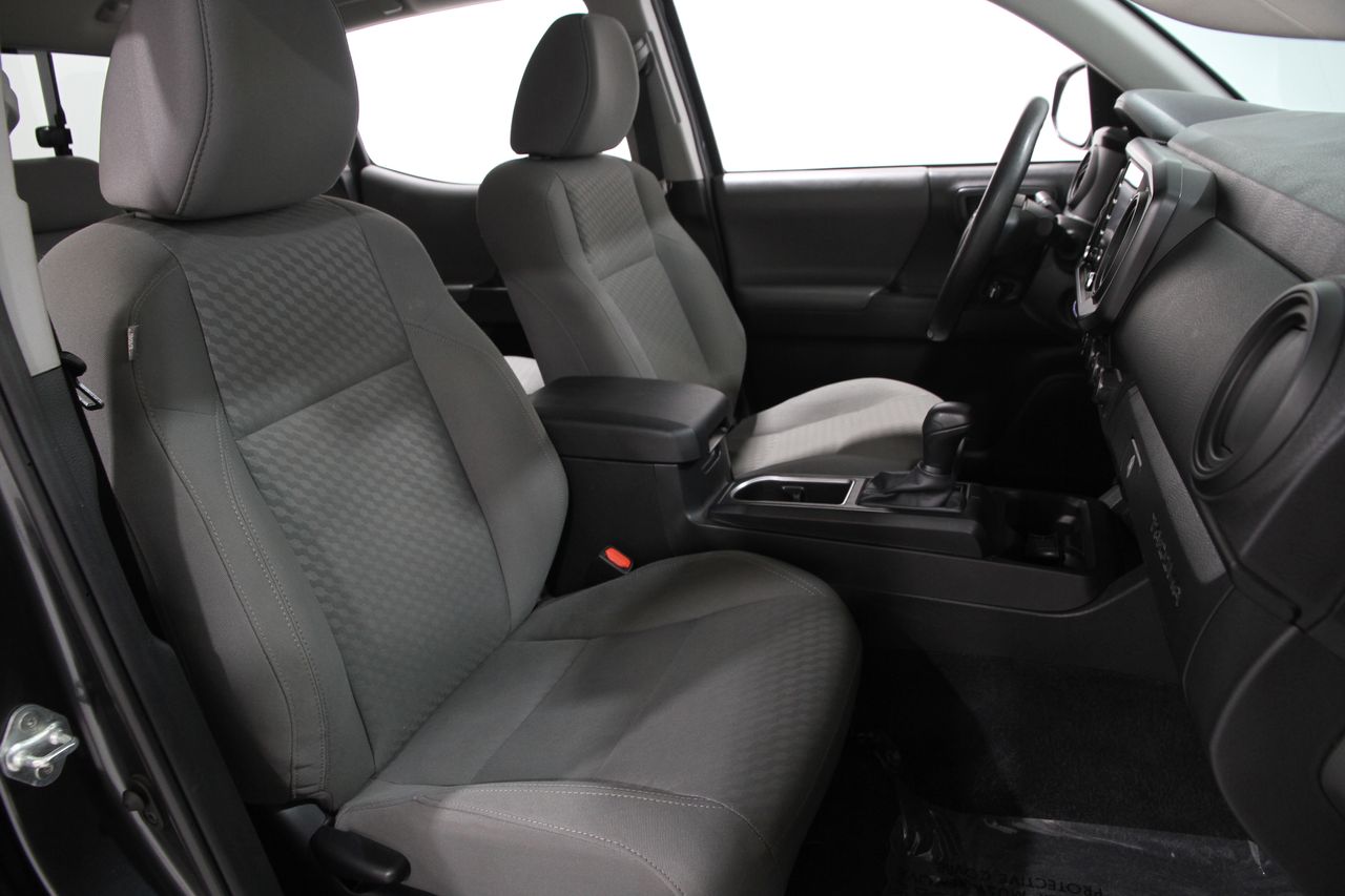 2023 Toyota Tacoma SR V6 photo 14