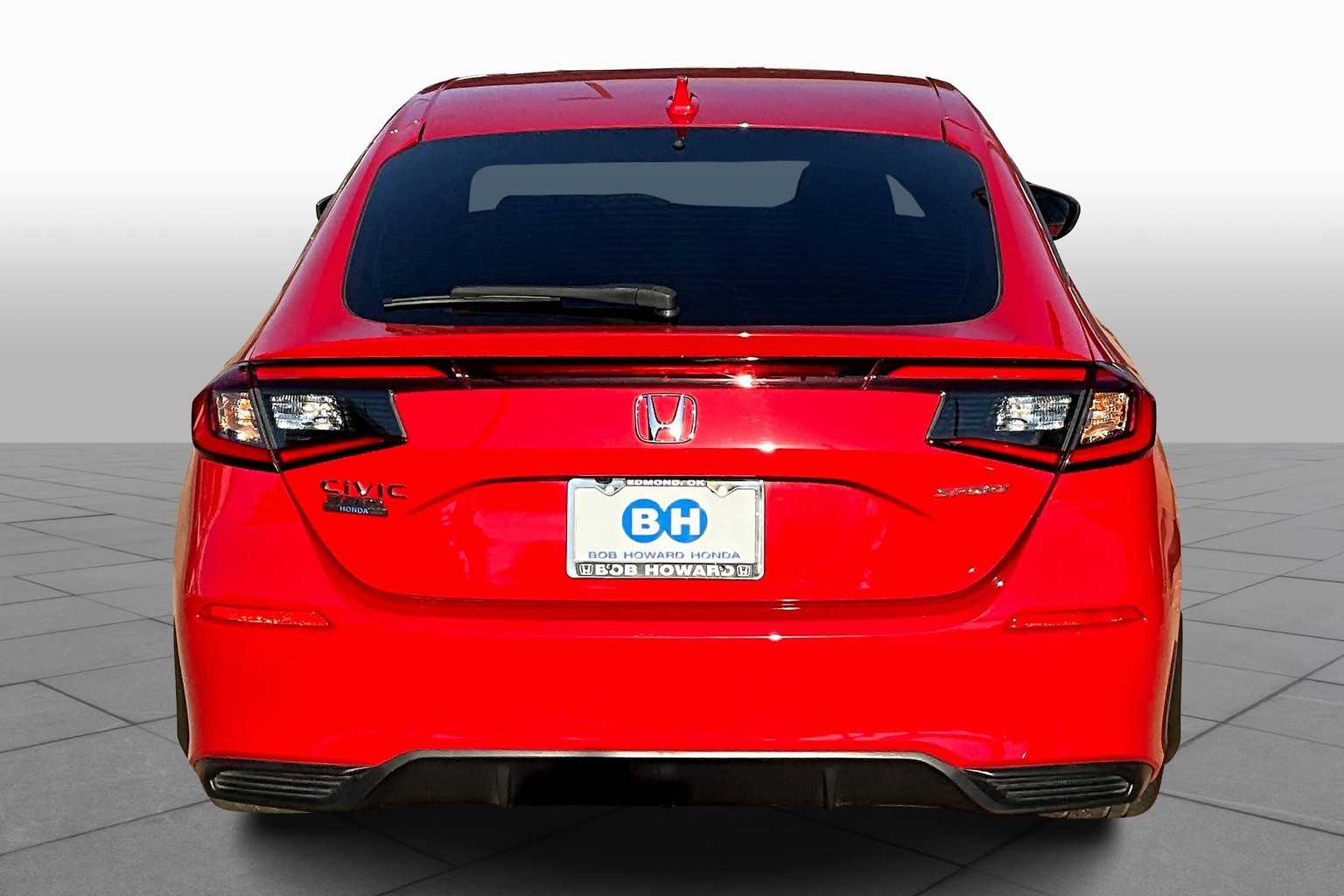 2024 Honda Civic Hatchback Sport photo 4