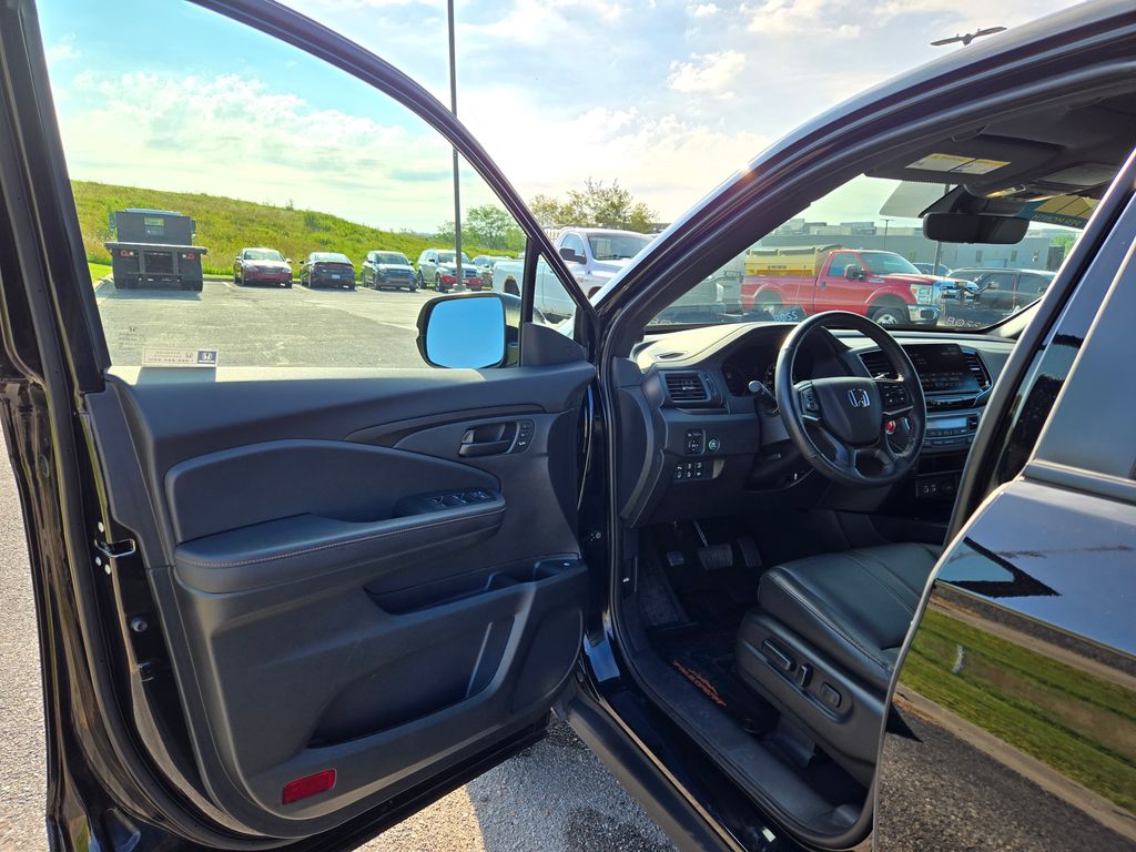2024 Honda Ridgeline TrailSport photo 9