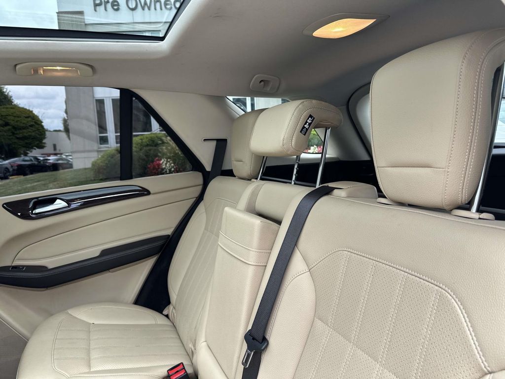 2016 Mercedes Benz GLE 350 photo 28