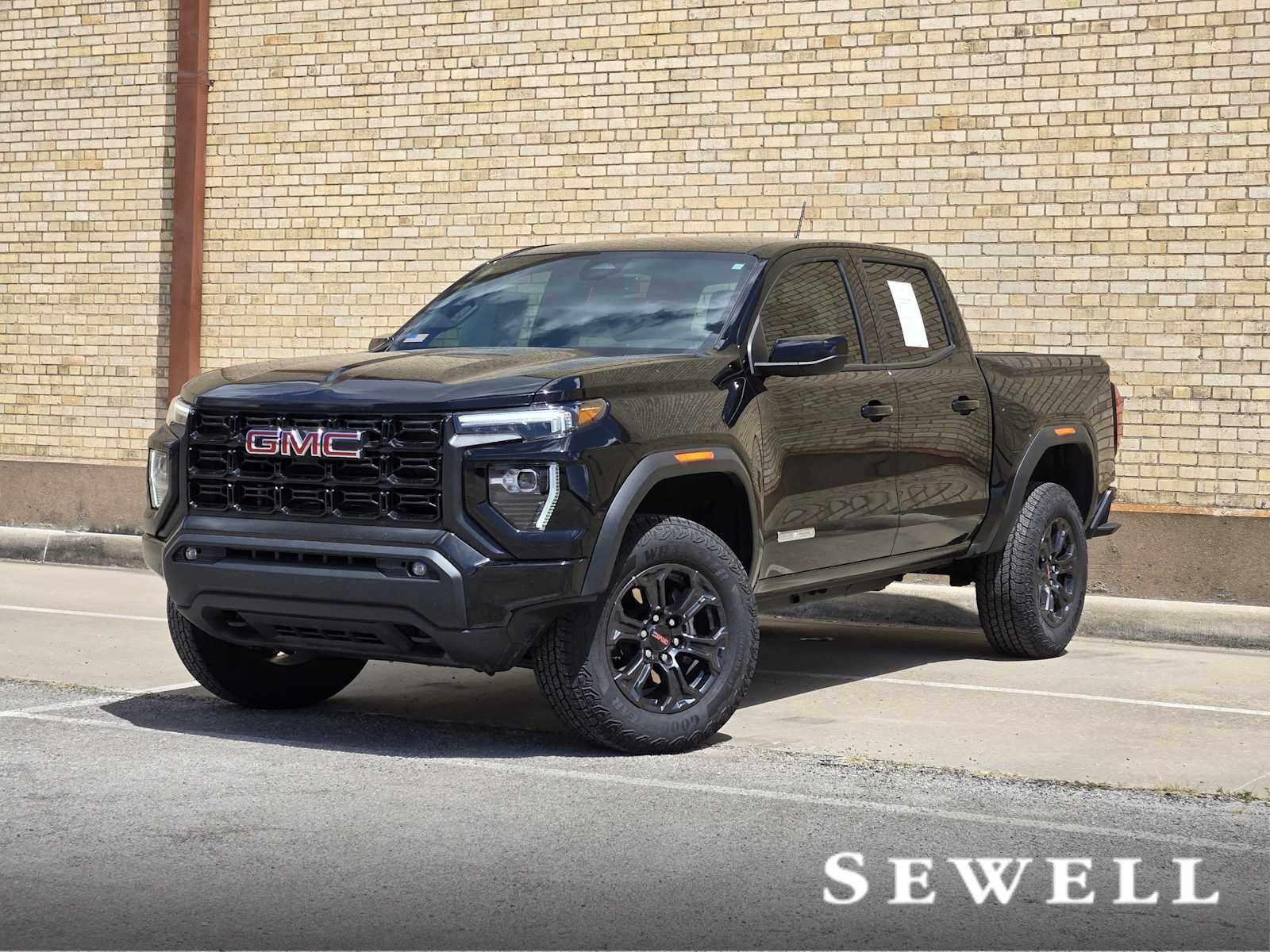 New 2025 Onyx Black GMC Elevation image 1
