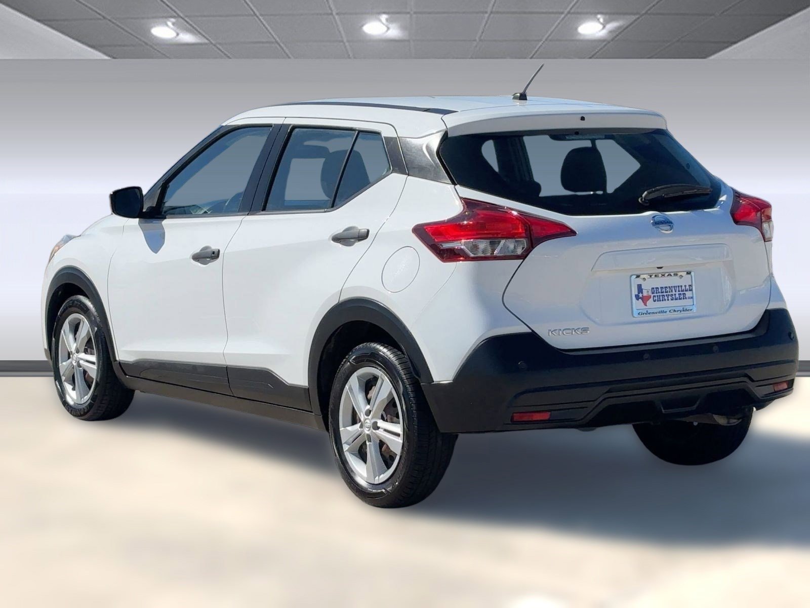 Used 2020 Nissan Kicks S with VIN 3N1CP5BV0LL574039 for sale in Greenville, TX