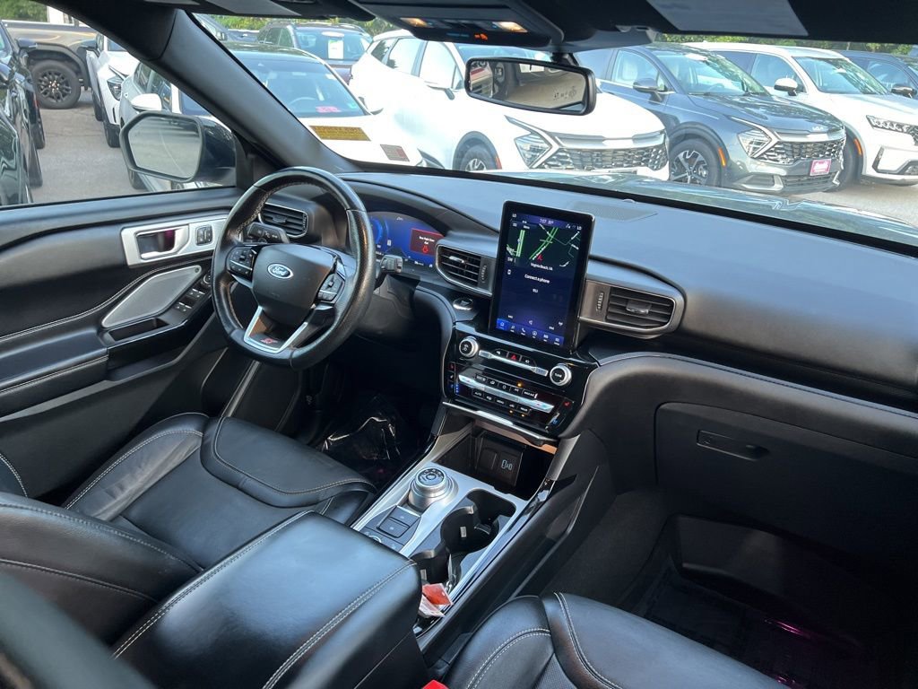 2022 Ford Explorer ST photo 34