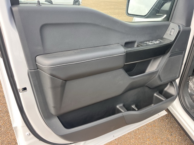 2025 Ford F-150 STX photo 21