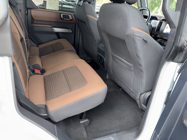 2023 Ford Bronco Outer Banks photo 15