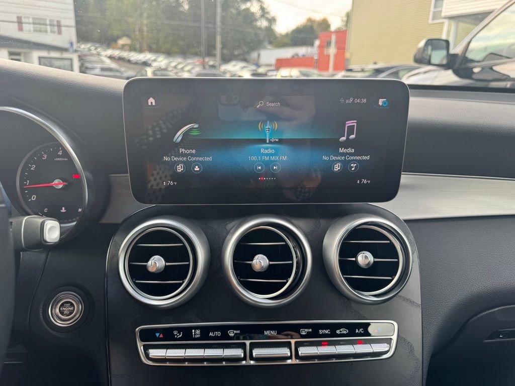 2022 Mercedes Benz GLC 300 4MATIC photo 17