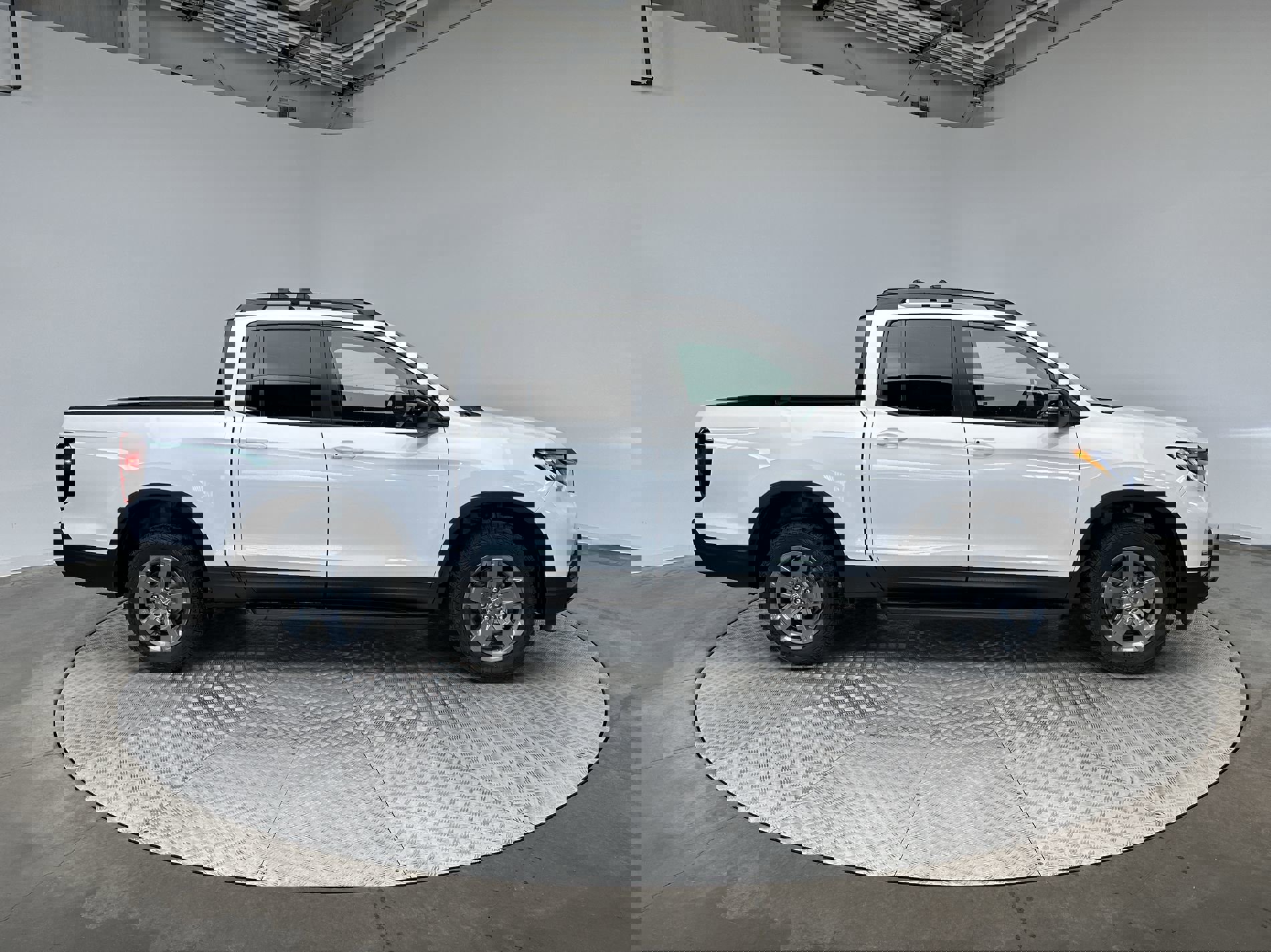 2025 Honda Ridgeline TrailSport photo 10