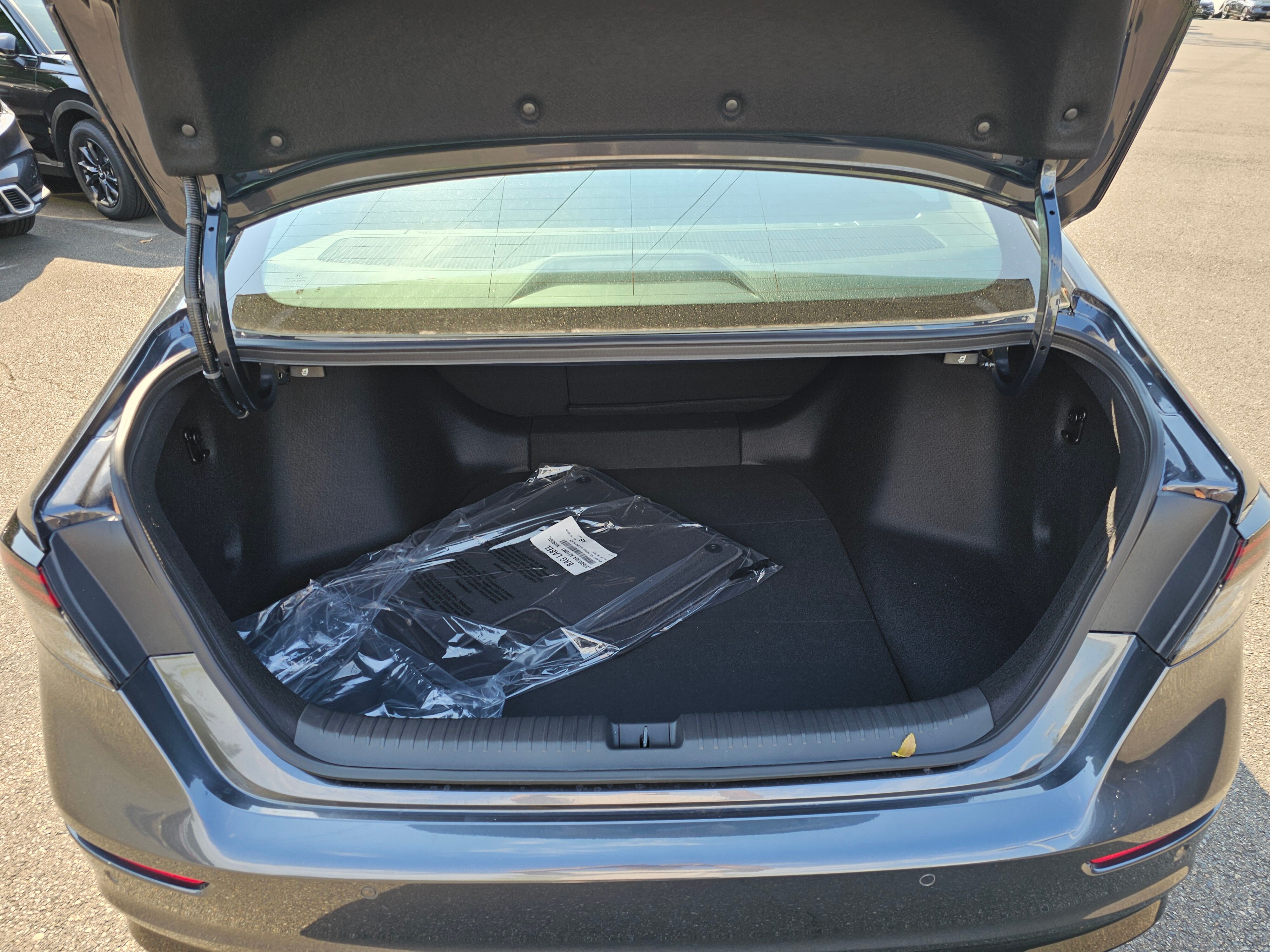 2025 Honda Accord Hybrid EX-L photo 4