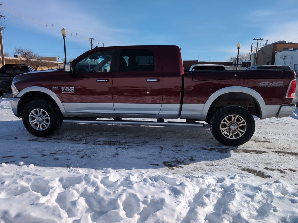 2018 Ram 2500 Laramie photo 3