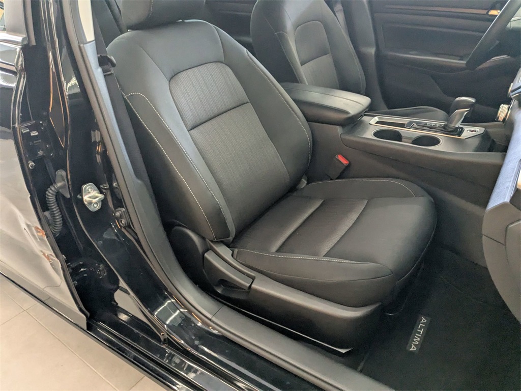 2022 Nissan Altima 2.5 S photo 38
