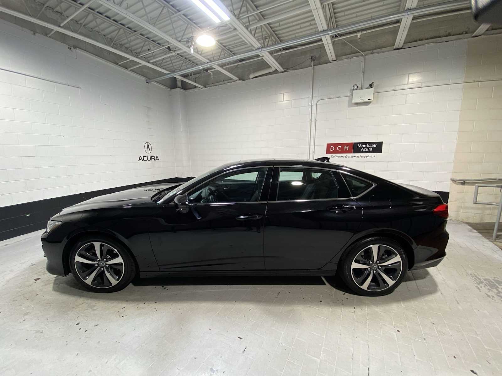2025 Acura TLX Technology photo 3
