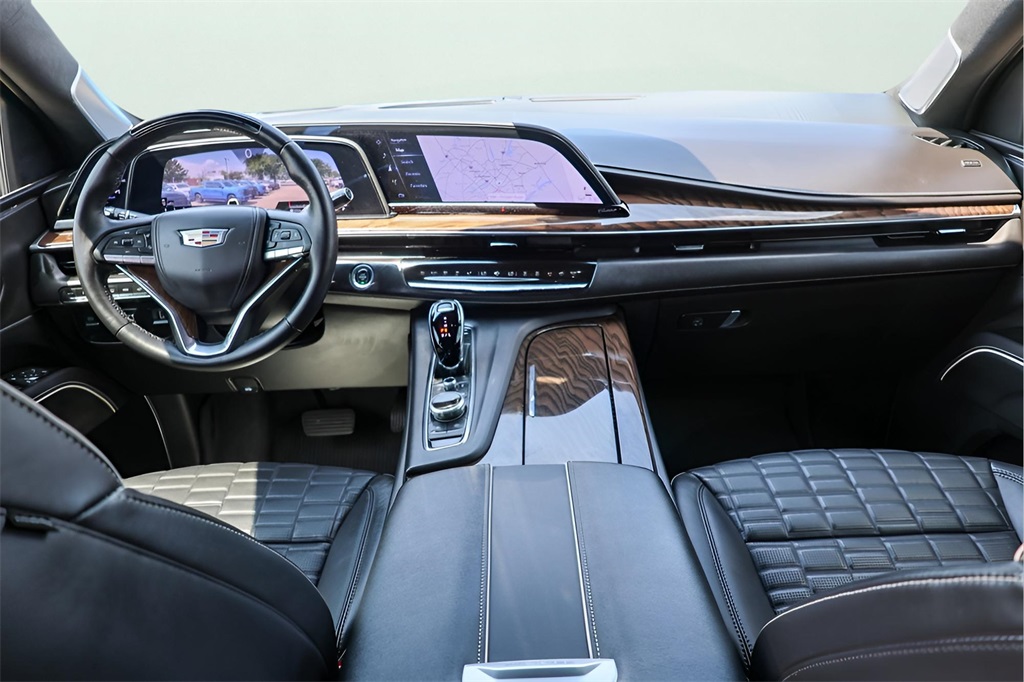 2023 Cadillac Escalade ESV Sport Platinum photo 9