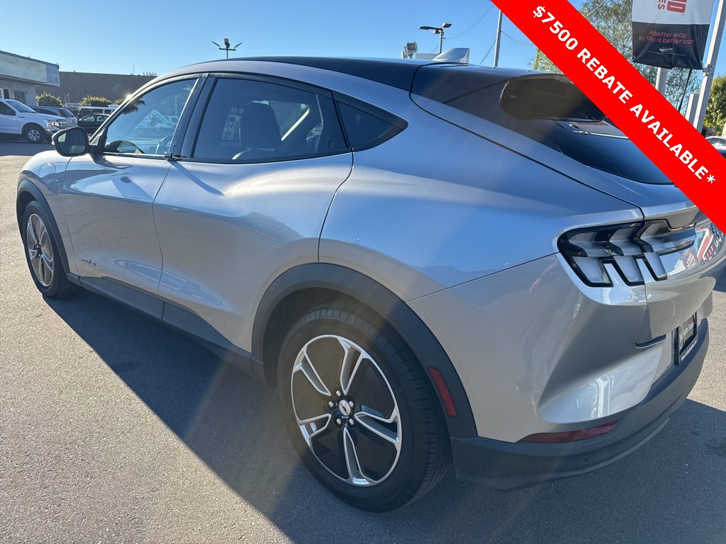 2021 Ford Mustang Mach-E Select photo 3