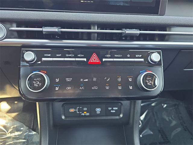2025 Hyundai Tucson Hybrid Limited photo 18
