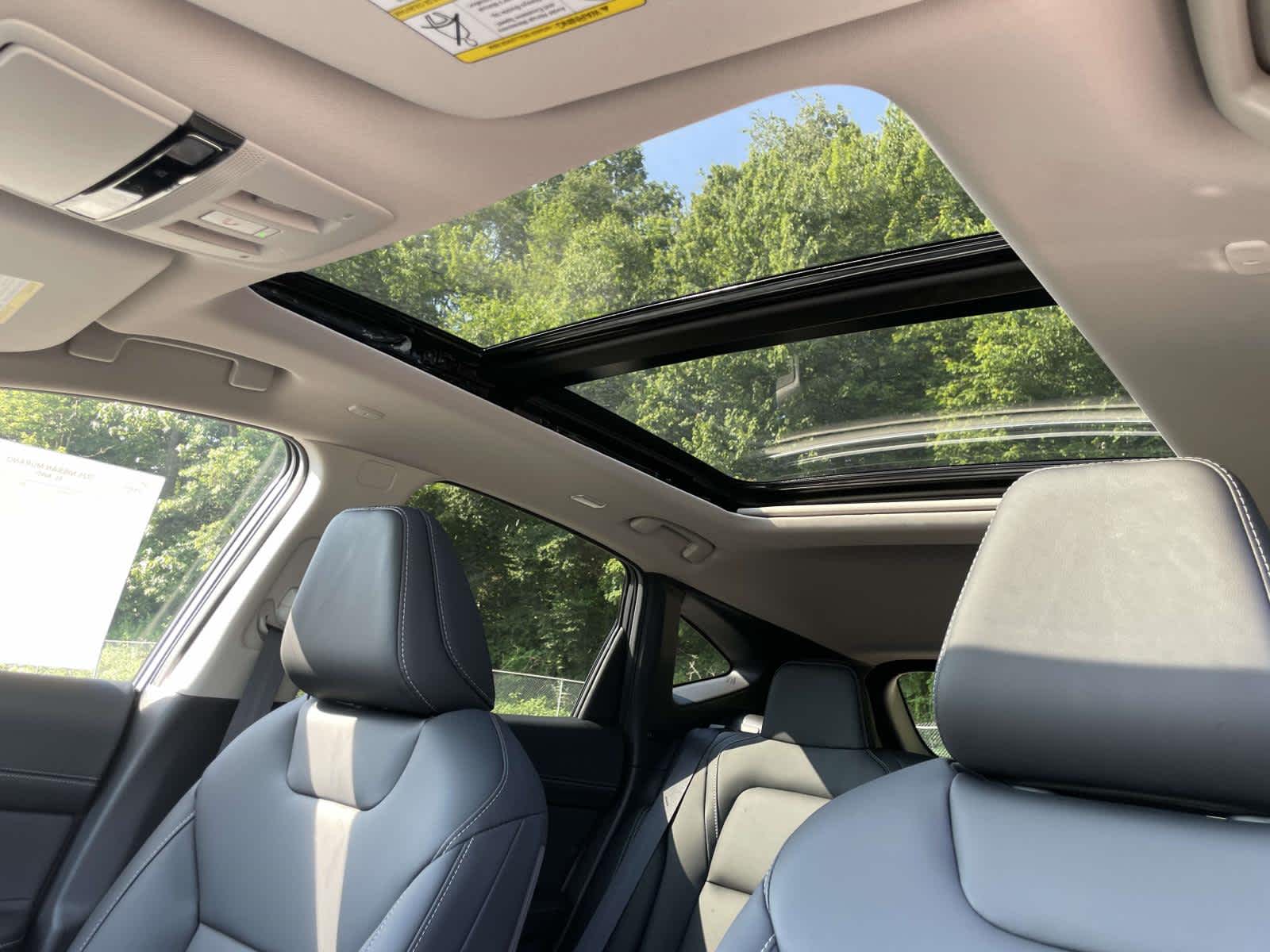 2025 Nissan Murano SL photo 13